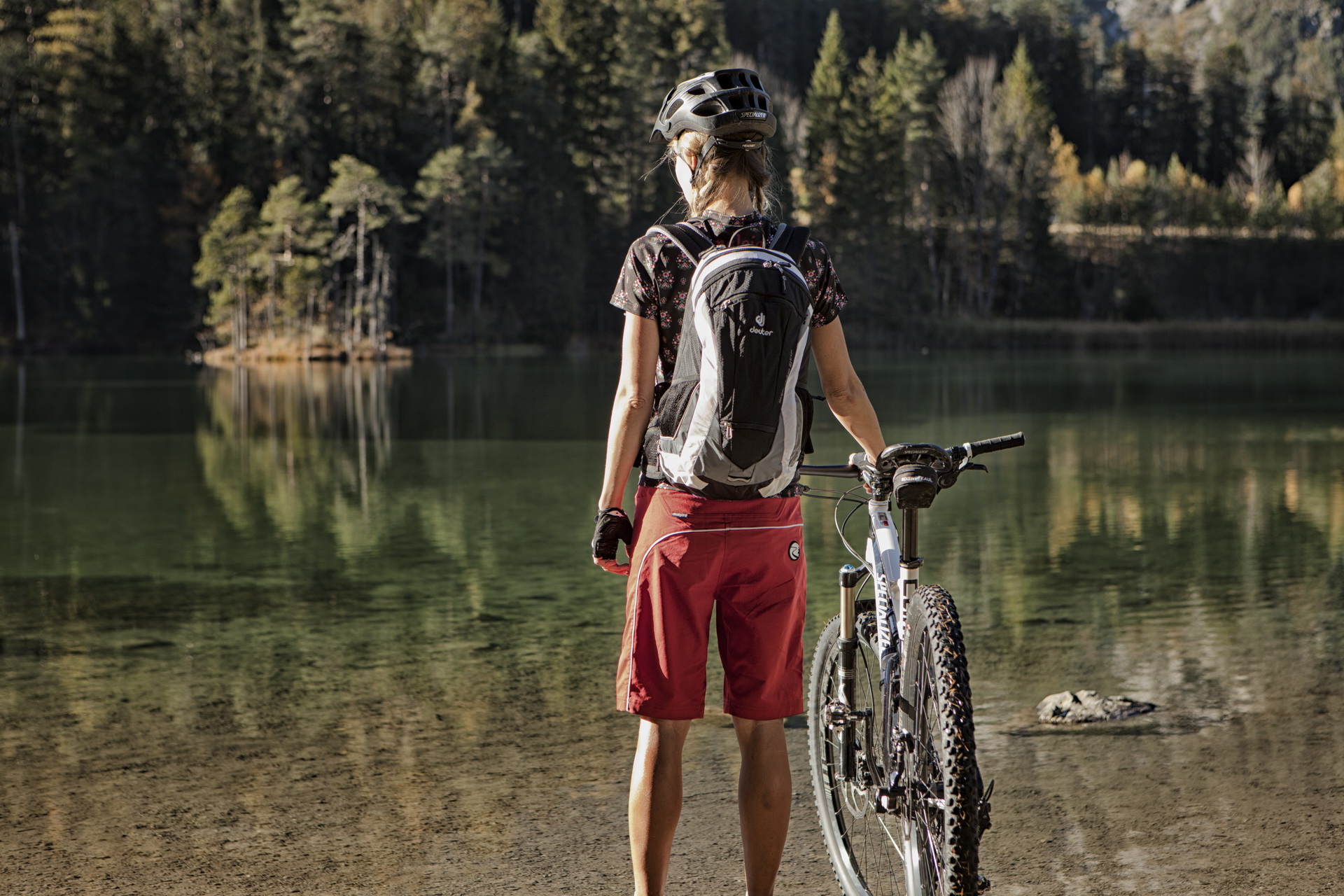 Mountainbike Am See 01